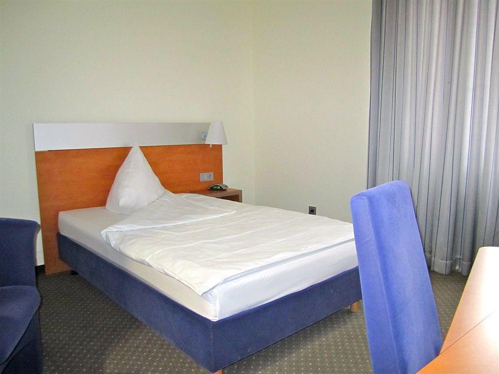 Senator Hotel Frankfurt nad Menem Zewnętrze zdjęcie